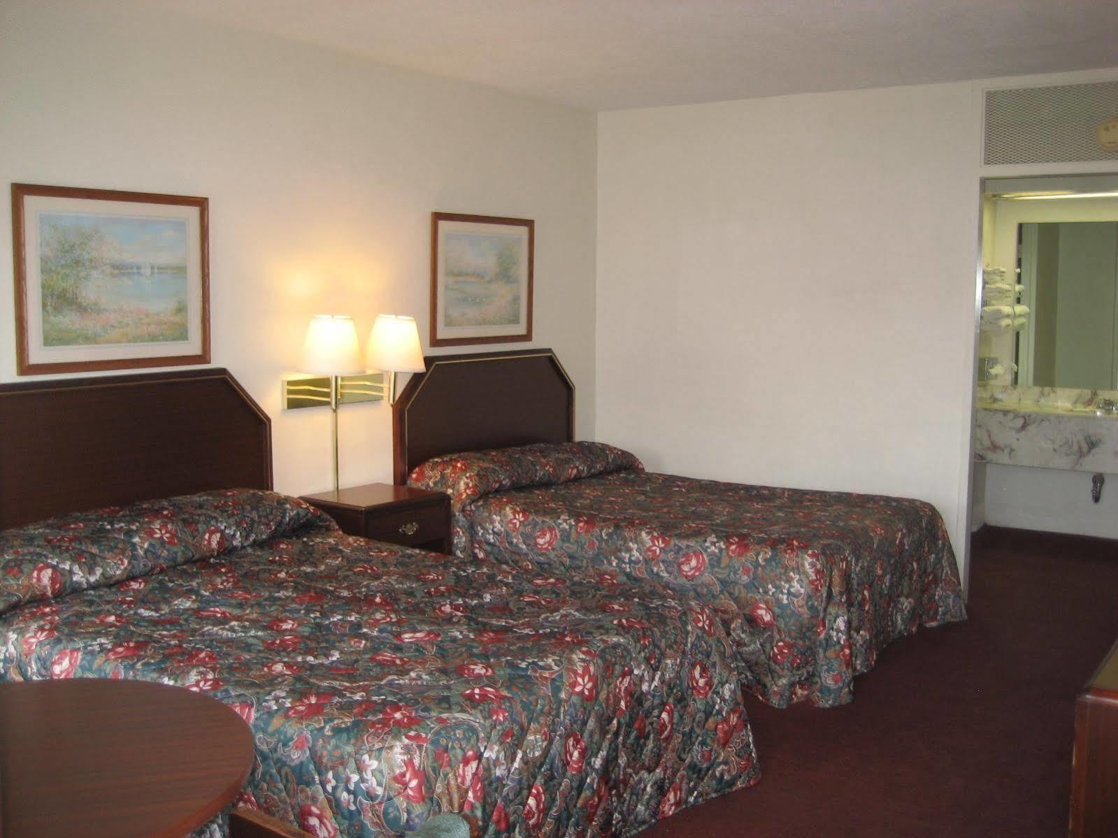 Sands Central Inn Хот Спрингс Екстериор снимка